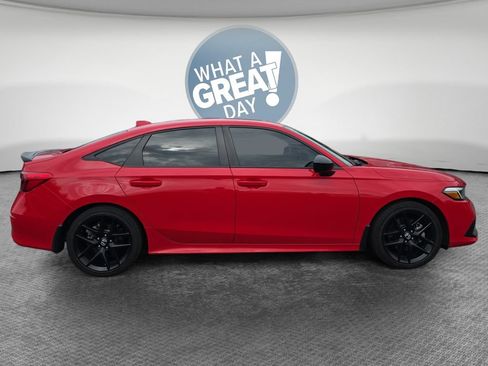 Used 2024 Honda Civic Si image 2
