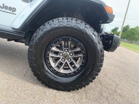 New 2025 Jeep Wrangler Unlimited Rubicon 392 image 10