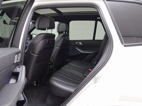 Used 2020 BMW X5 M50i w/ Premium Package image 13