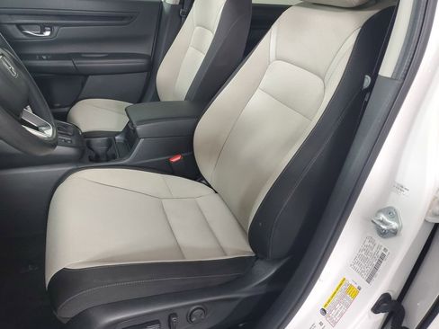 Used 2024 Honda CR-V EX image 12