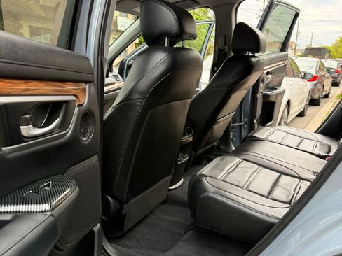 Used 2022 Honda CR-V Touring image 9