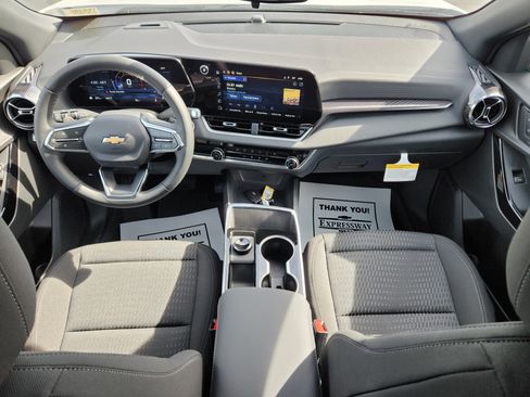 New 2026 Chevrolet Equinox LT w/ LPO, Floor Liner Package AWD/4WD image 10