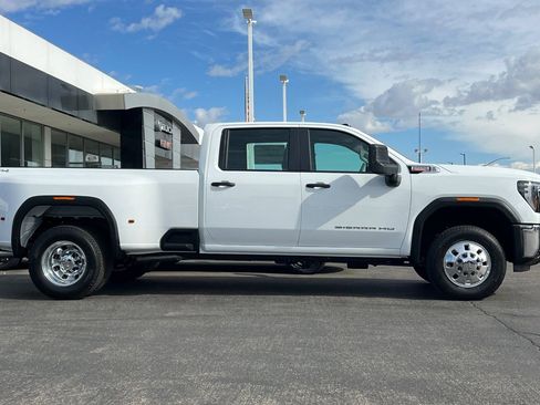 New 2026 GMC Sierra 3500 Pro image 4