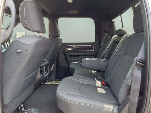 New 2026 RAM 2500 Big Horn AWD/4WD image 7