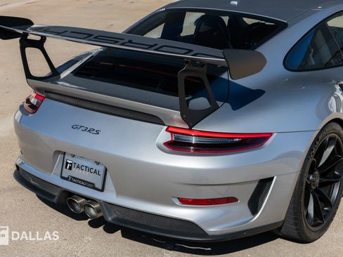Used 2019 Porsche 911 GT3 RS image 16