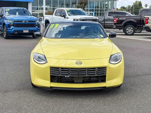 Used 2023 Nissan Z w/ Floor Mat Package (L93) RWD image 6
