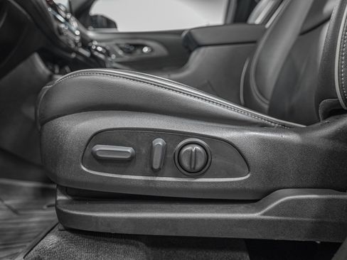 Used 2023 Chevrolet Traverse Premier w/ Redline Edition image 14