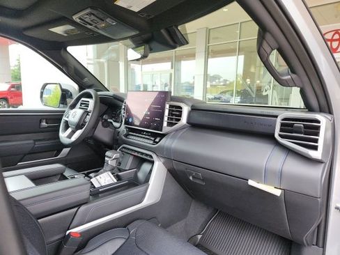 New 2025 Toyota Sequoia Platinum image 30