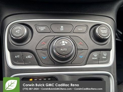 Used 2017 Chrysler 200 Limited Platinum w/ Comfort & Convenience Group image 18