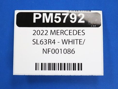 Used 2022 Mercedes-Benz SL 63 AMG 4MATIC w/ Driver Assistance Package image 32
