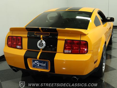 Used 2008 Ford Mustang Shelby GT500 RWD image 10
