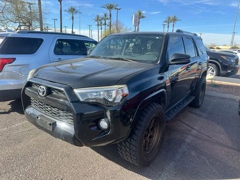 Certified 2019 Toyota 4Runner SR5 image 3