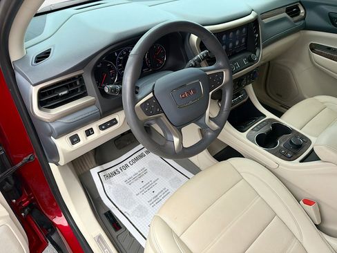 Used 2021 GMC Acadia Denali w/ Denali Technology Package FWD image 25