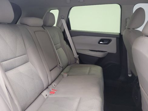 Used 2024 Nissan Rogue SV FWD image 19