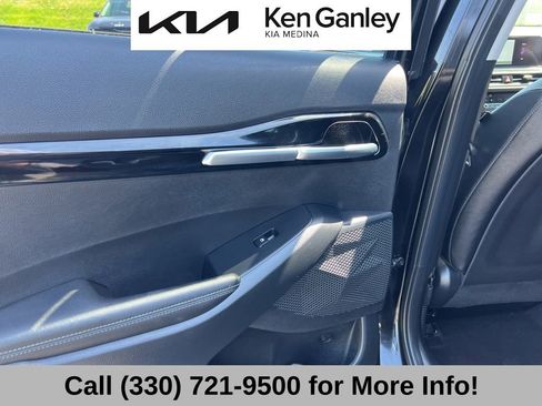 Certified 2025 Kia Seltos EX w/ EX Sunroof Package AWD/4WD image 48