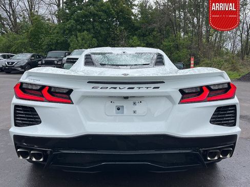 Used 2022 Chevrolet Corvette Stingray Preferred Cpe w/ Battery Protection Package RWD image 6