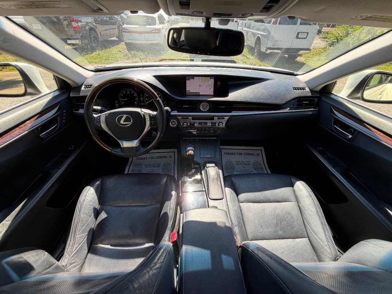 Used 2015 Lexus ES 350 w/ Luxury Package FWD image 14