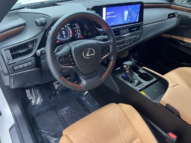 Certified 2025 Lexus ES 350 w/ Accessory Package (Z1) FWD image 16