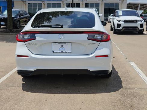 Certified 2024 Honda Civic Sport image 6