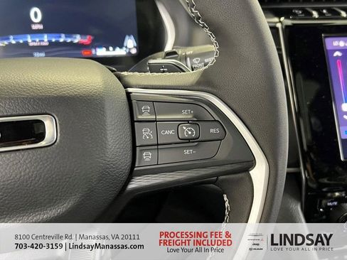 New 2025 Jeep Grand Cherokee Laredo X w/ Luxury Tech Group I image 34