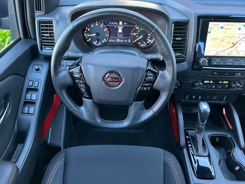 Used 2023 Nissan Frontier PRO-4X w/ Pro Convenience Package image 14