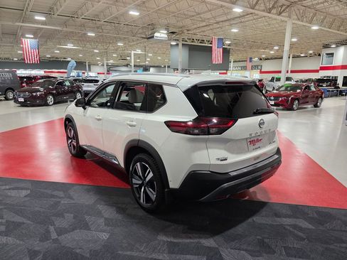 Used 2023 Nissan Rogue SL w/ SL Premium Package AWD/4WD image 6