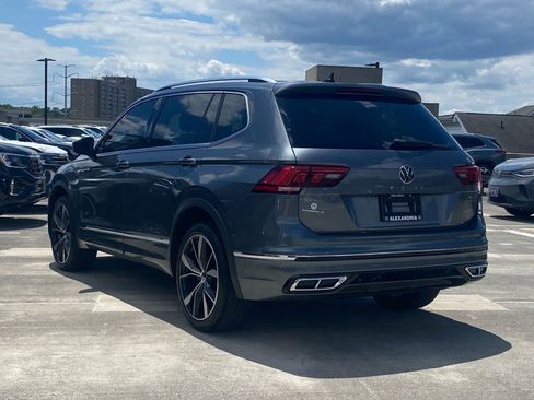Used 2022 Volkswagen Tiguan SEL R-Line AWD/4WD image 5