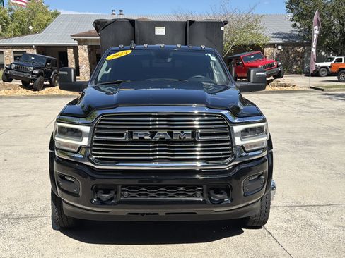 Used 2024 RAM 5500 Laramie AWD/4WD image 2