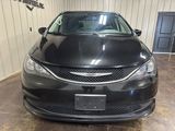 Used 2021 Chrysler Voyager LX image 2