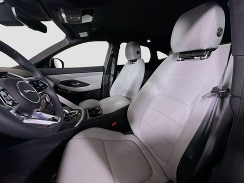 Used 2024 Jaguar E-PACE R-Dynamic SE image 22