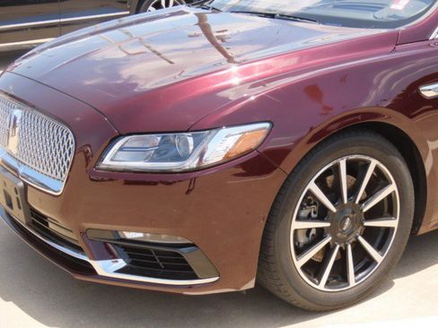 Used 2020 Lincoln Continental Reserve FWD image 3