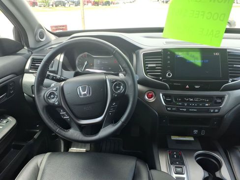 Used 2023 Honda Ridgeline RTL-E image 9