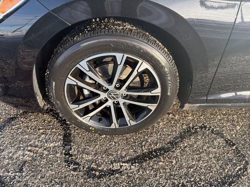 Used 2023 Volkswagen Jetta Sport image 21