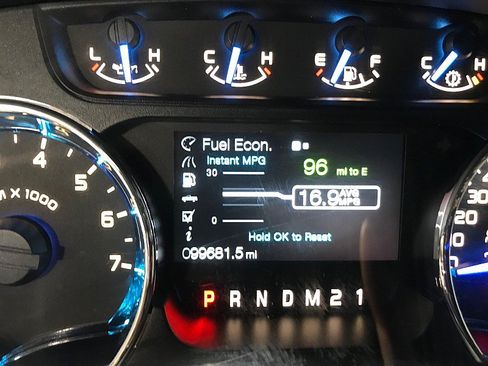 Used 2011 Ford F150 XLT w/ XLT Chrome Pkg RWD image 19