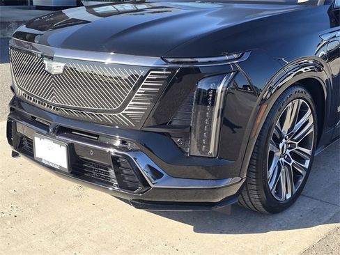 New 2026 Cadillac Vistiq Platinum image 10