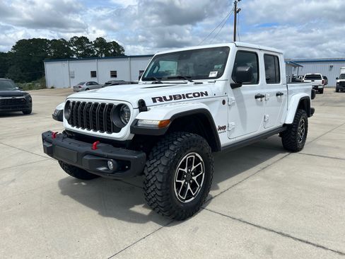 Used 2025 Jeep Gladiator Rubicon AWD/4WD image 1