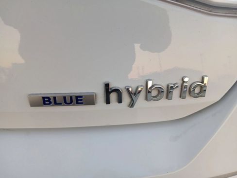 Used 2023 Hyundai Elantra Blue w/ Cargo Package FWD image 16