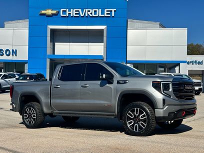 Used 2024 GMC Sierra 1500 AT4 w/ Technology Package