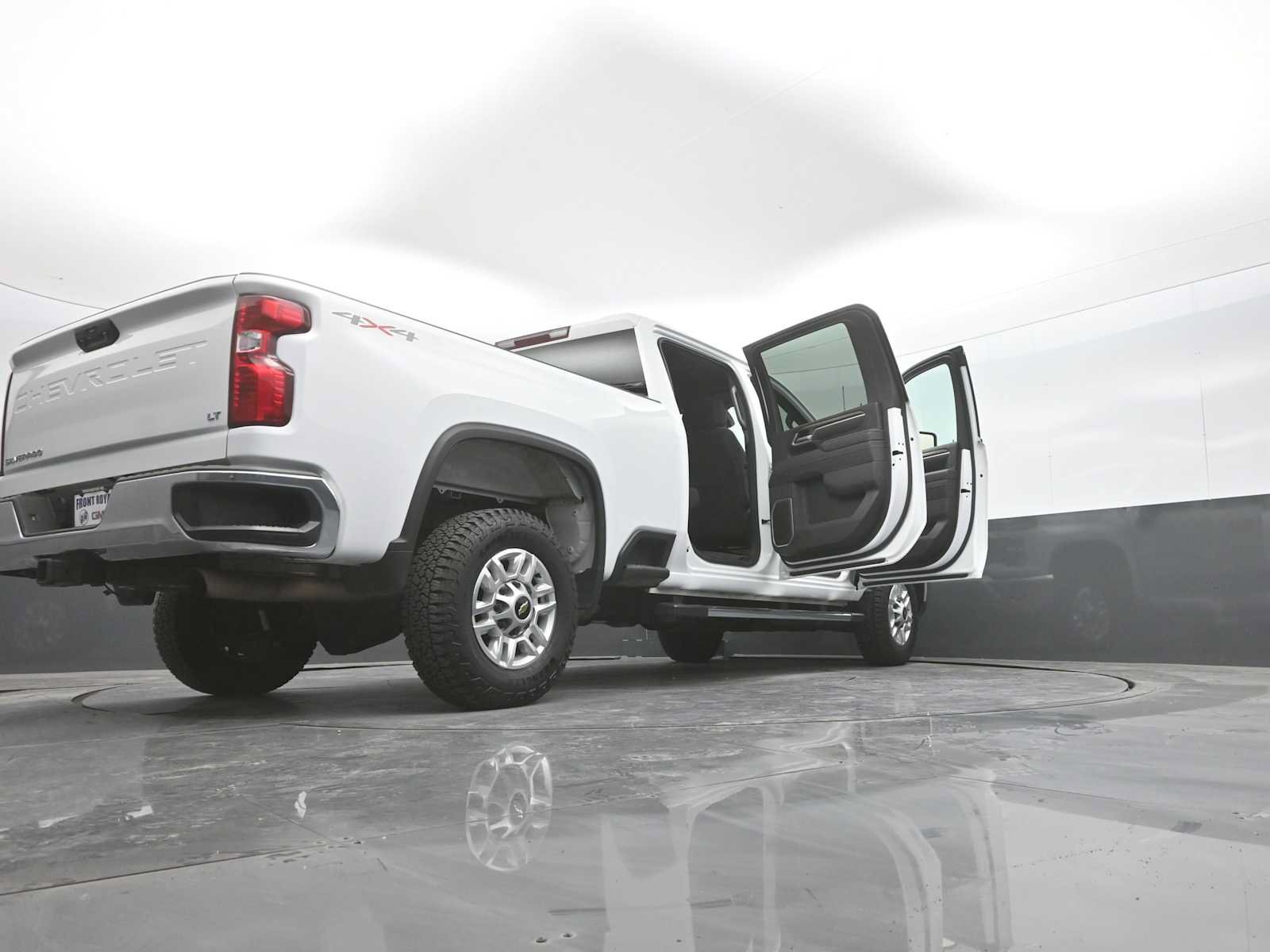 Used 2025 Chevrolet Silverado 2500 LT w/ Convenience Package AWD/4WD image 53