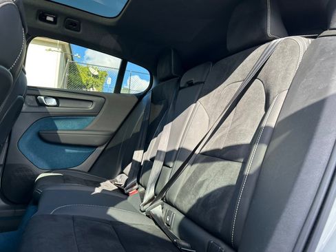 Used 2023 Volvo C40 P8 Recharge Plus image 51