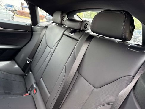 Used 2025 BMW 430i w/ Premium Package RWD image 13