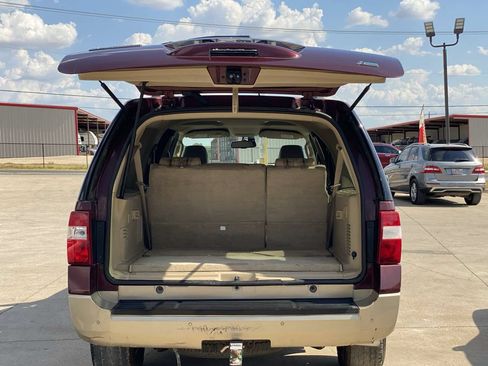 Used 2011 Ford Expedition EL XLT w/ 201A Rapid Spec Order Code RWD image 17