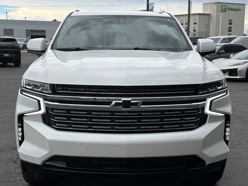 Used 2021 Chevrolet Tahoe RST w/ Luxury Package AWD/4WD image 2