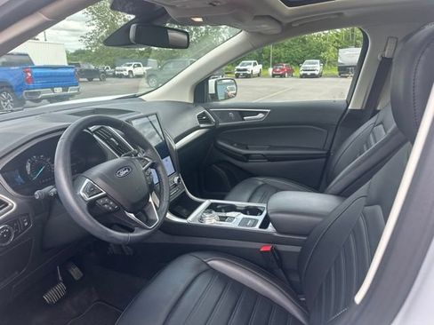 Used 2023 Ford Edge SEL w/ Convenience Package AWD/4WD image 16