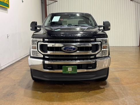 Used 2020 Ford F250 XLT image 2