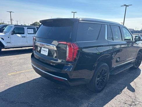 Used 2024 GMC Yukon SLT w/ SLT Premium Package AWD/4WD image 6