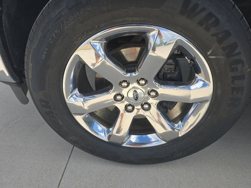 Used 2021 Ford F150 Lariat w/ Max Trailer Tow Package AWD/4WD image 10