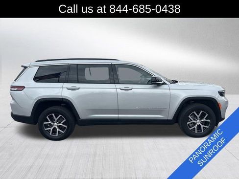 Used 2024 Jeep Grand Cherokee L Limited w/ Luxury Tech Group II image 4