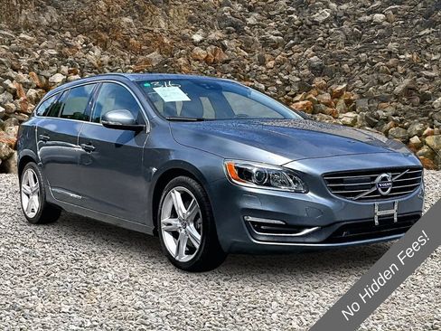 Used 2016 Volvo V60 T5 Platinum AWD/4WD image 10