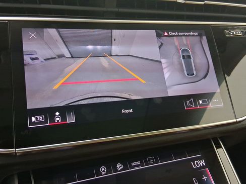 New 2025 Audi Q8 Premium image 24